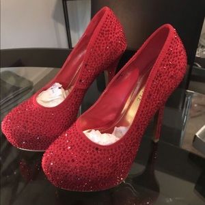 Red dazzled platform heels
